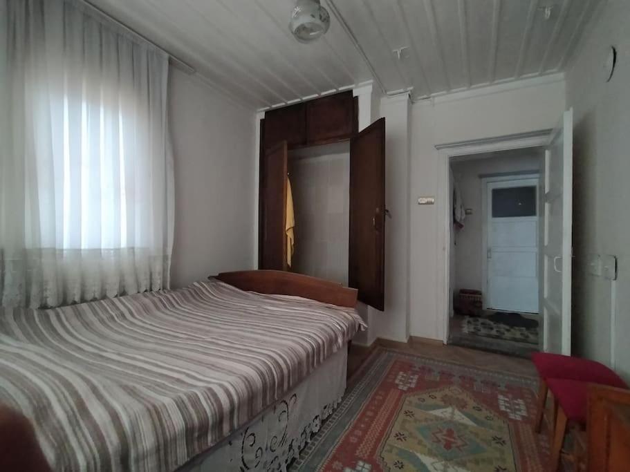 Afyon Kalesi Eteklerinde Bir Yer Villa Afyonkarahisar Bagian luar foto